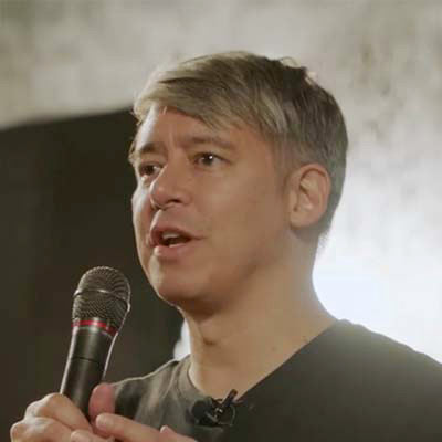 Portrait of Tom Cross